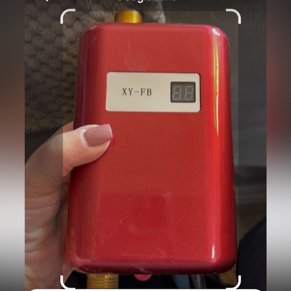 Other New Instant Hot Water Red Mini Tankless Water Heater 3kw